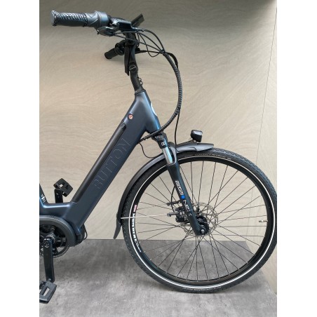 Button Cycle Excellent C380, D53 (2e hands)