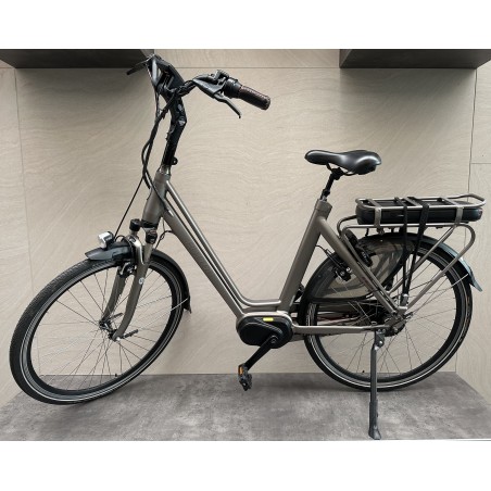 Button Cycle First Class, D57 (2e hands)